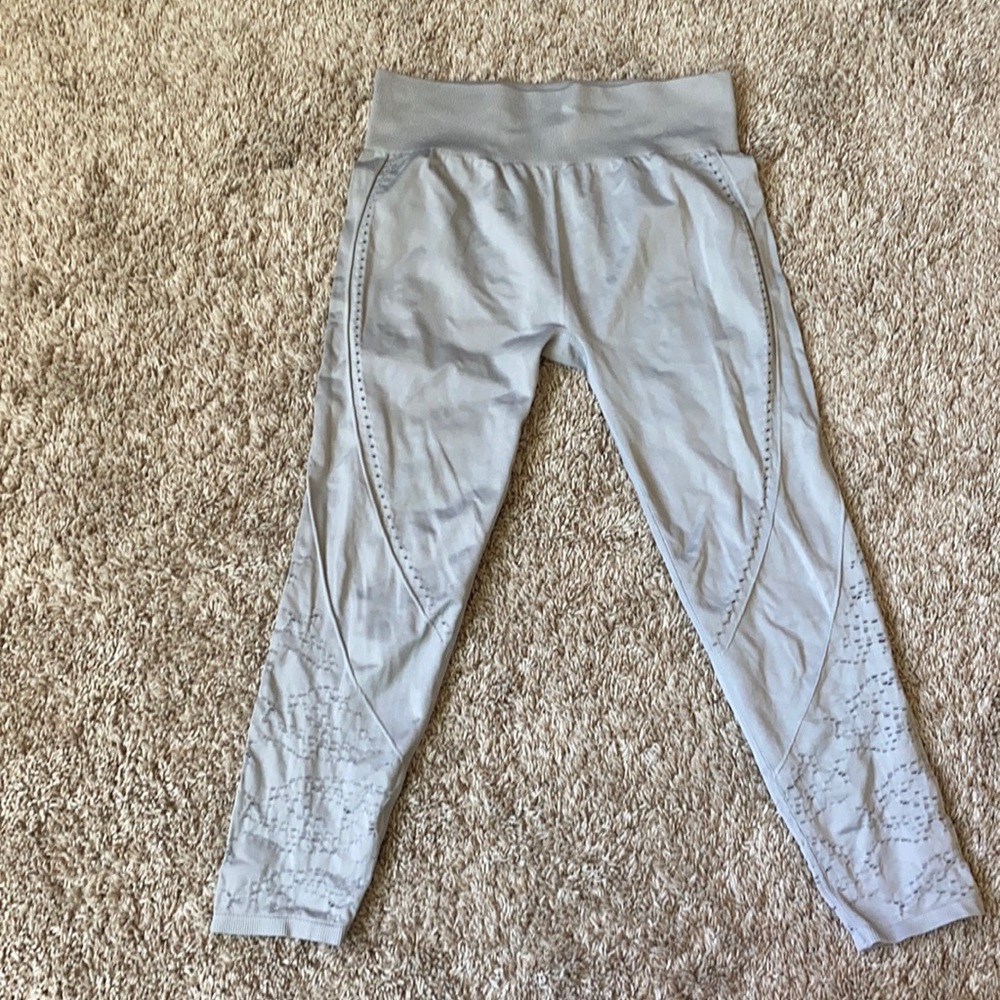 Fabletics Gray Leggings Size L